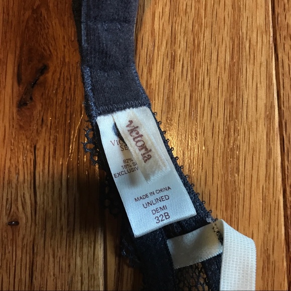 Victoria’s Secret Demi lace bra - Picture 2 of 3